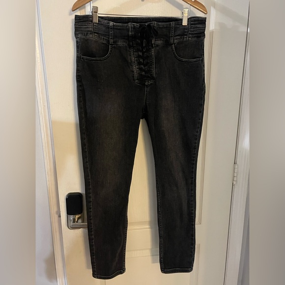 We The Free Denim - We The Free Black High Rise Jeans